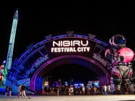 NIBIRU se deschide oficial la Costinești – start pentru 46 de zile de concerte, festivaluri și spectacole