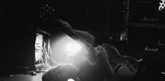 Prima ediție Stray Lights Festival a adus împreună comunitatea muzicii alternative contemporane la Control Club